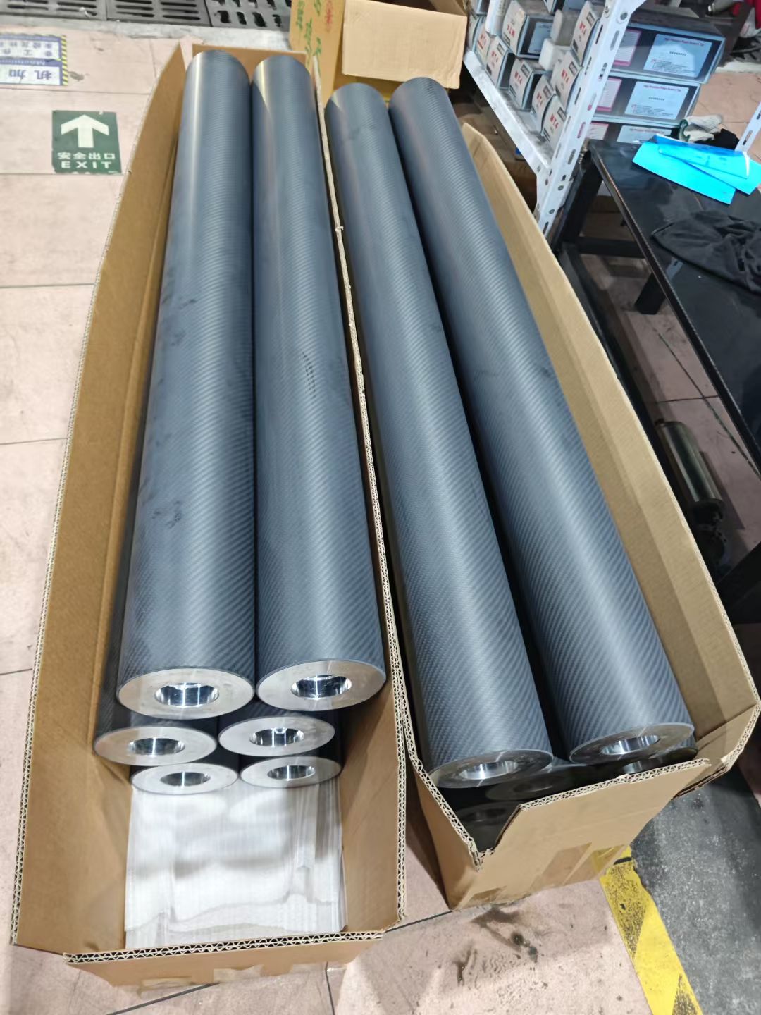 roll wrapped carbon fiber tube for aerospace applications